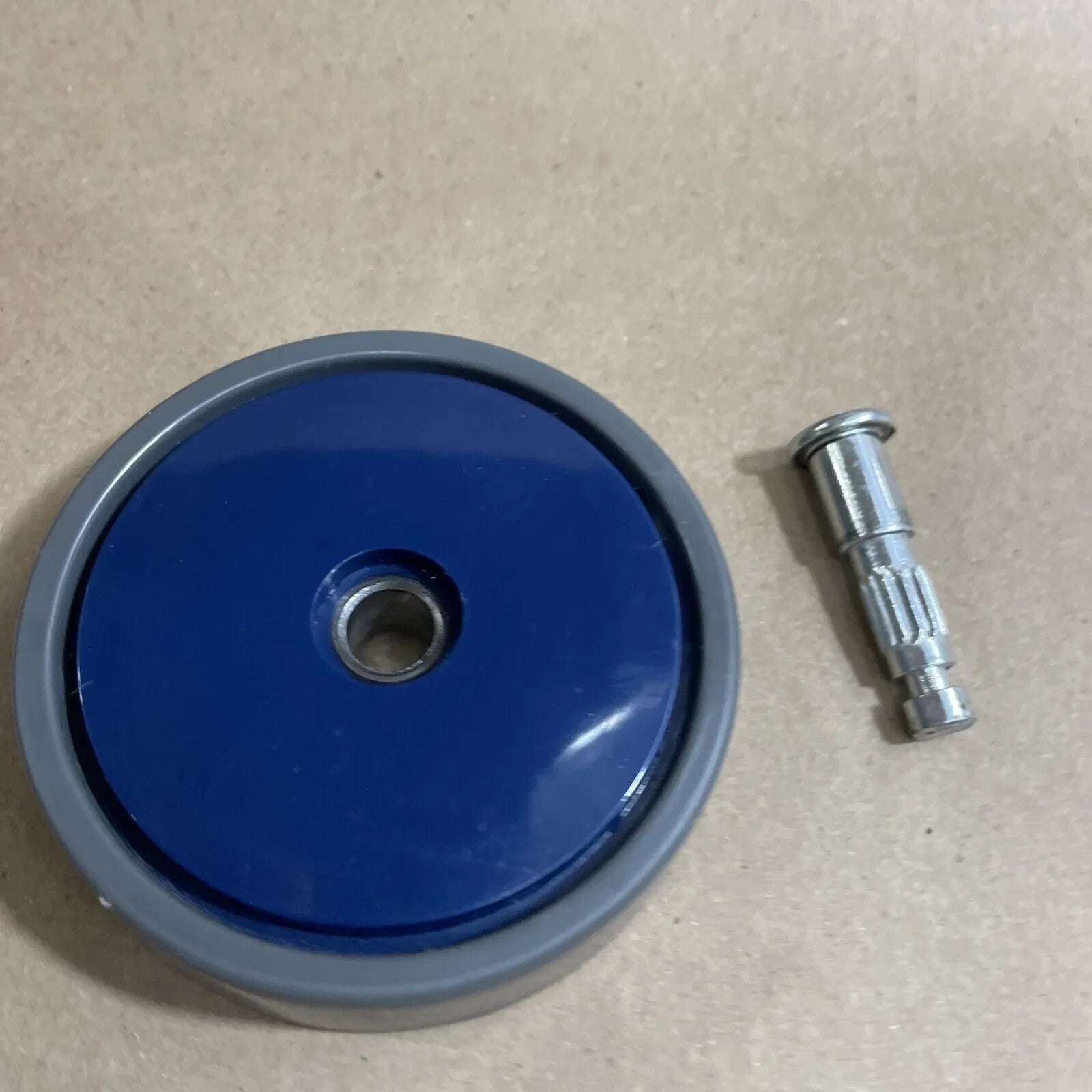 Shark NV360 NV360K Vacuum LEFT or RIGHT WHEEL ASSEMBLY W/ PIN Blue Genuine OEM